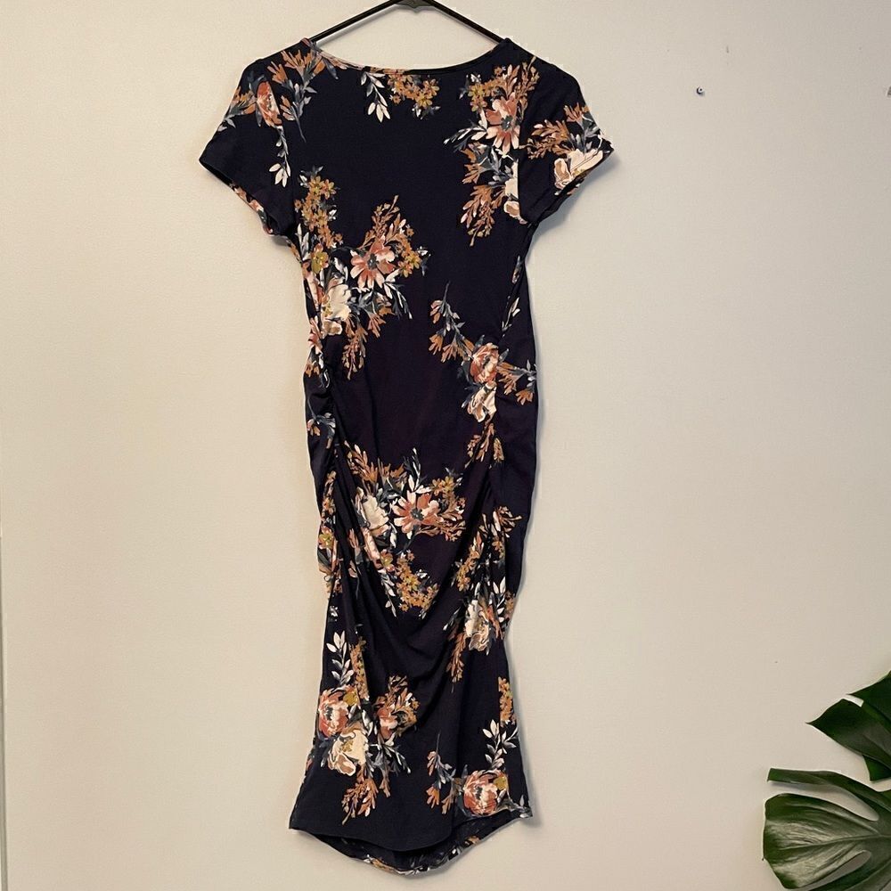 Navy Floral Short Sleeve T-Shirt Ruched Side Midi Maternity Dress - XS - Picture 7 of 8